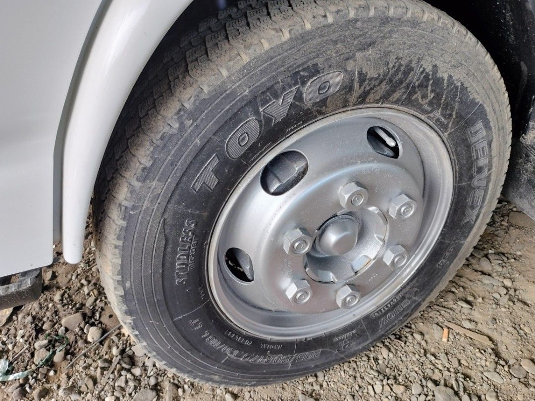 Isuzu 14ft. Closed Van CV0723-0012-9