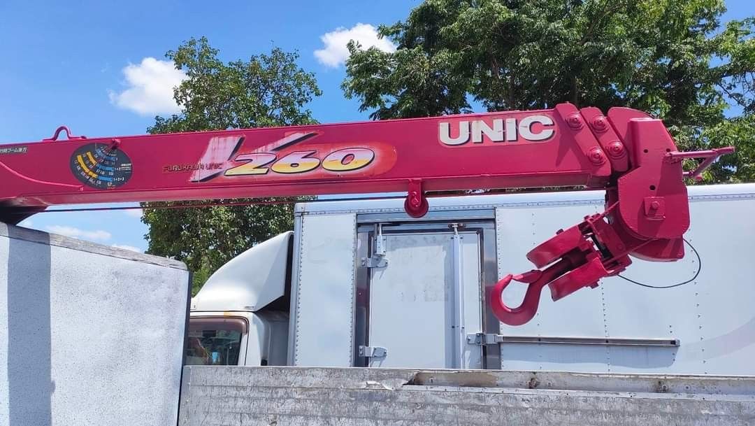 Isuzu Elf 14ft. Cargo Crane ST0423-0020-9