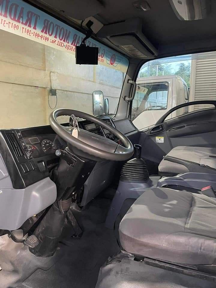 Isuzu 14 Ft. Freezer Van FV0723-0003-9