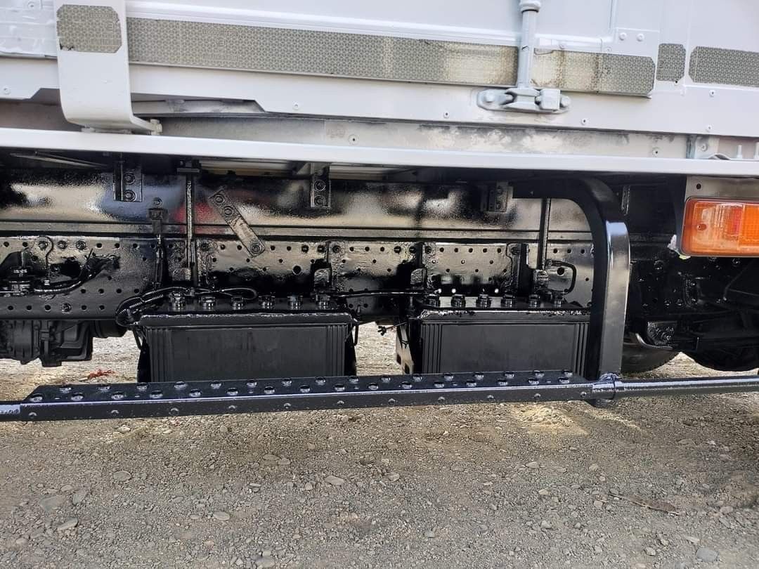 Isuzu Elf 15ft. Freezer Van FV0723-0008-9