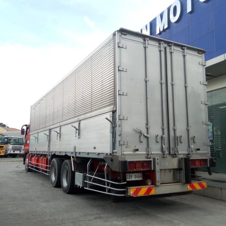 Fuso Super Great Wing Van 10W WV0823-0056-14