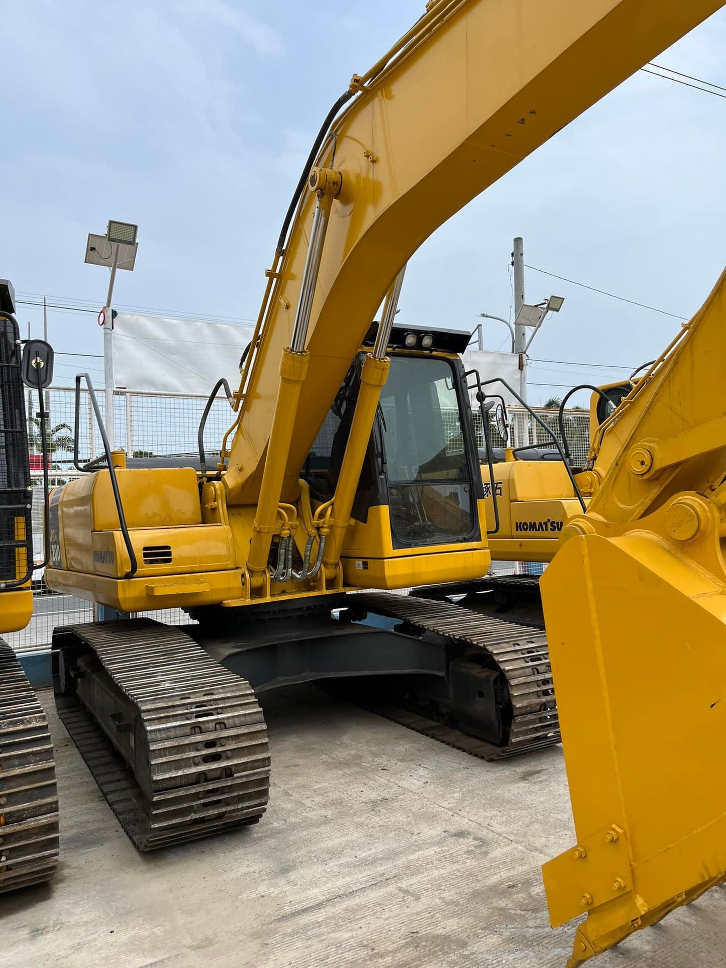 Komatsu PC200-7 TEX0823-0068-12