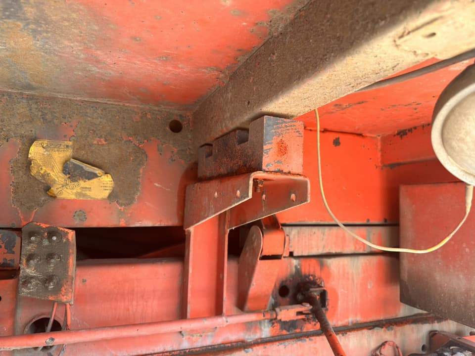 Isuzu Giga Dump Truck DT00823-0060-17