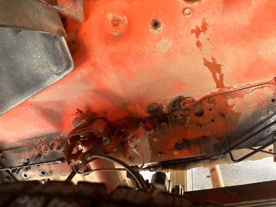 Isuzu Giga Dump Truck DT00823-0060-17
