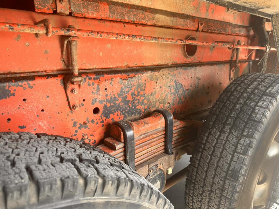 Isuzu Giga Dump Truck DT00823-0060-17