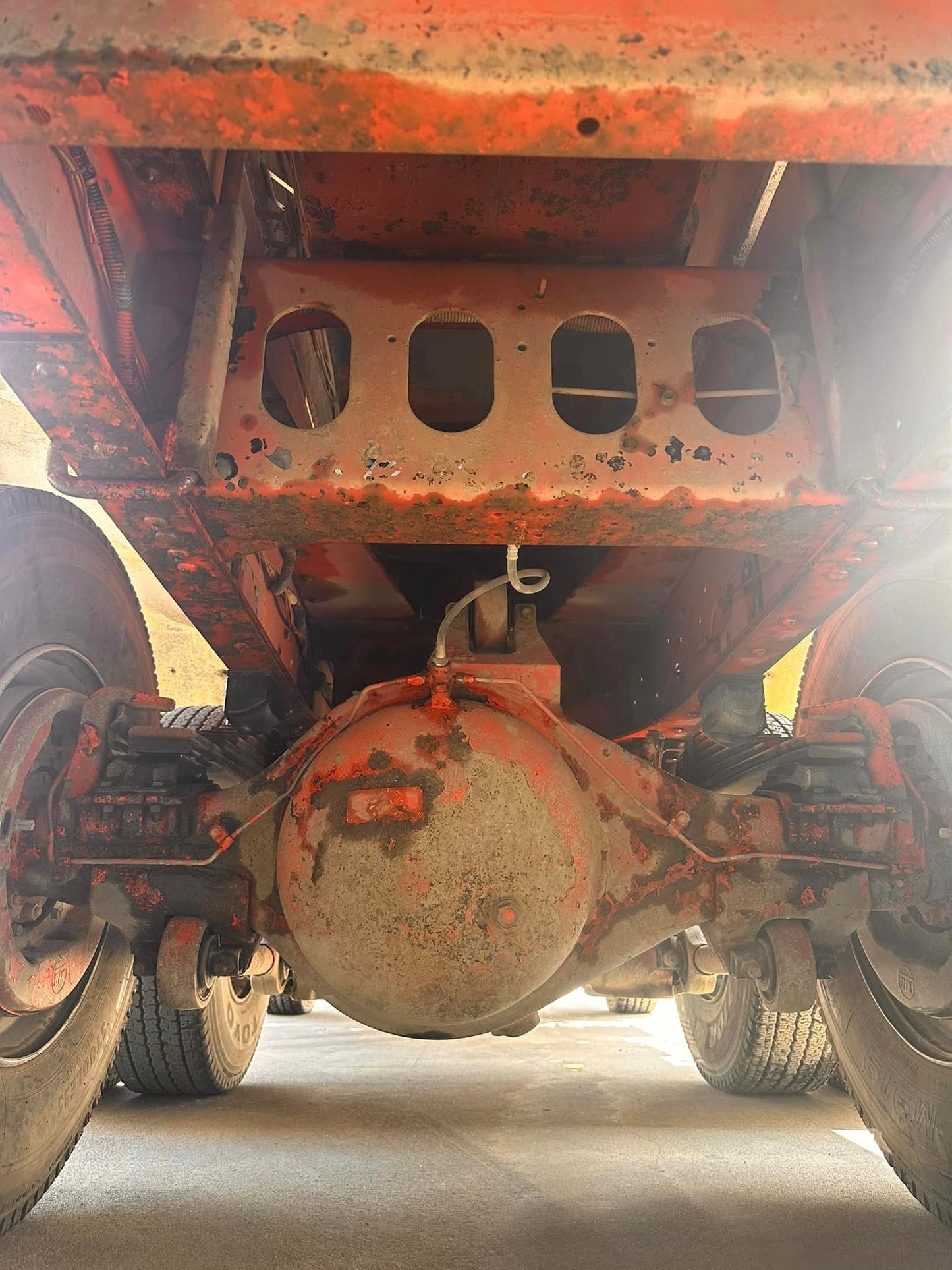 Isuzu Giga Dump Truck DT00823-0060-17