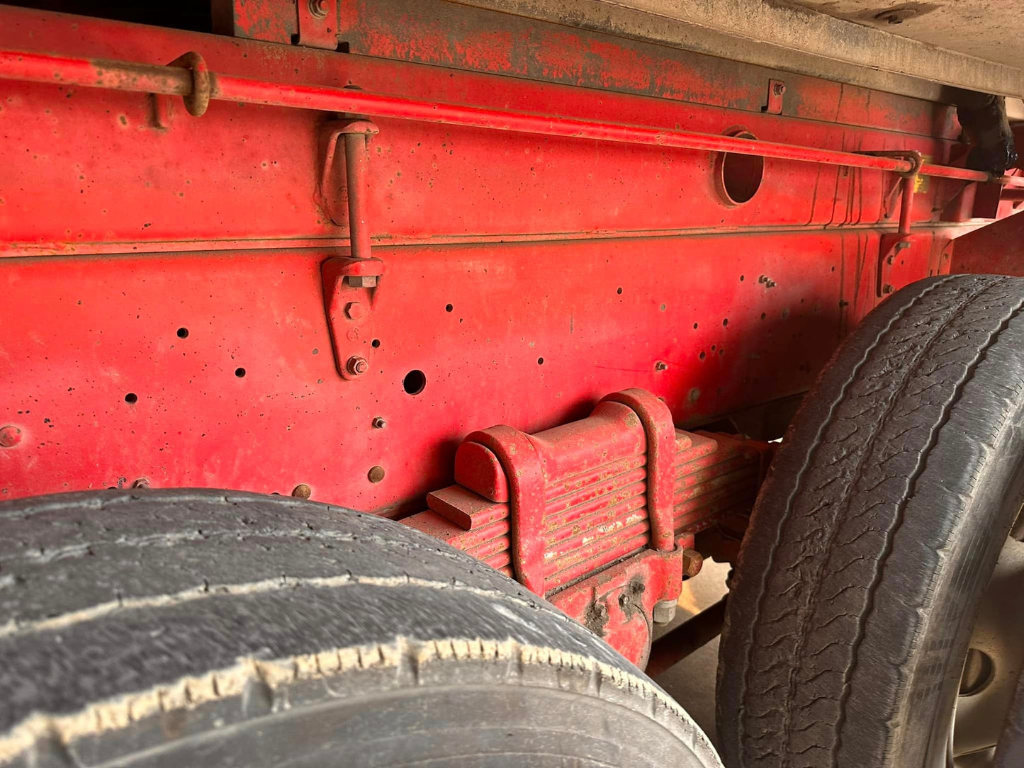 Isuzu Giga Dump Truck DT00823-0059-17