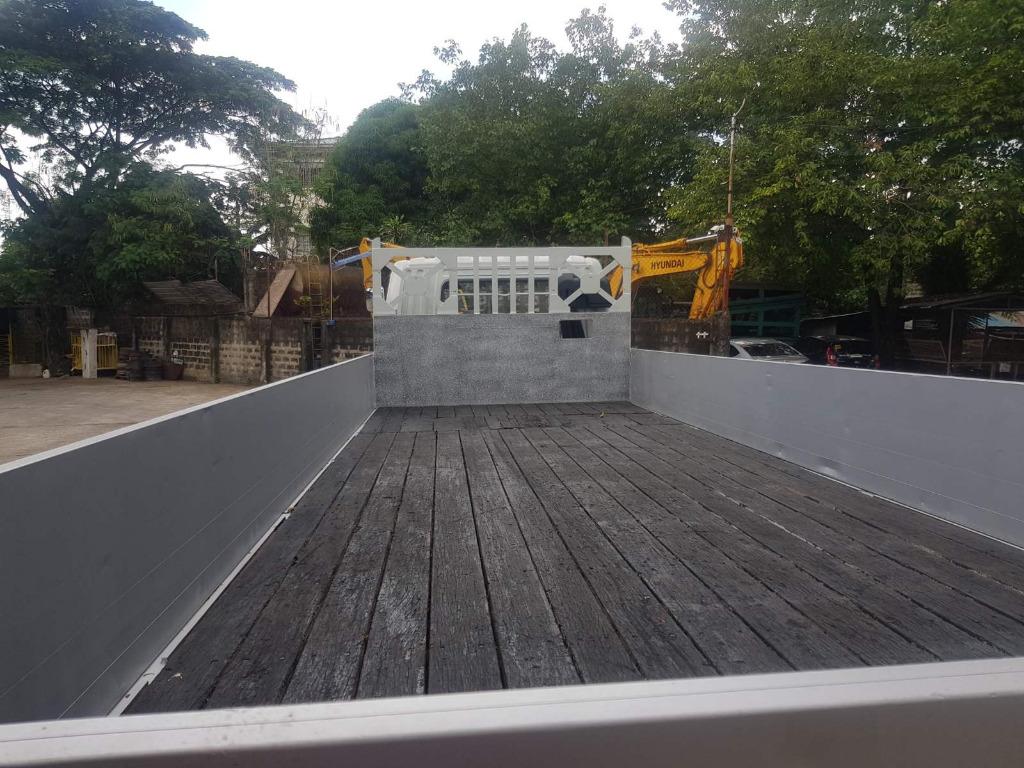 Mitsubishi Cargo Truck CRT0423-0017-3