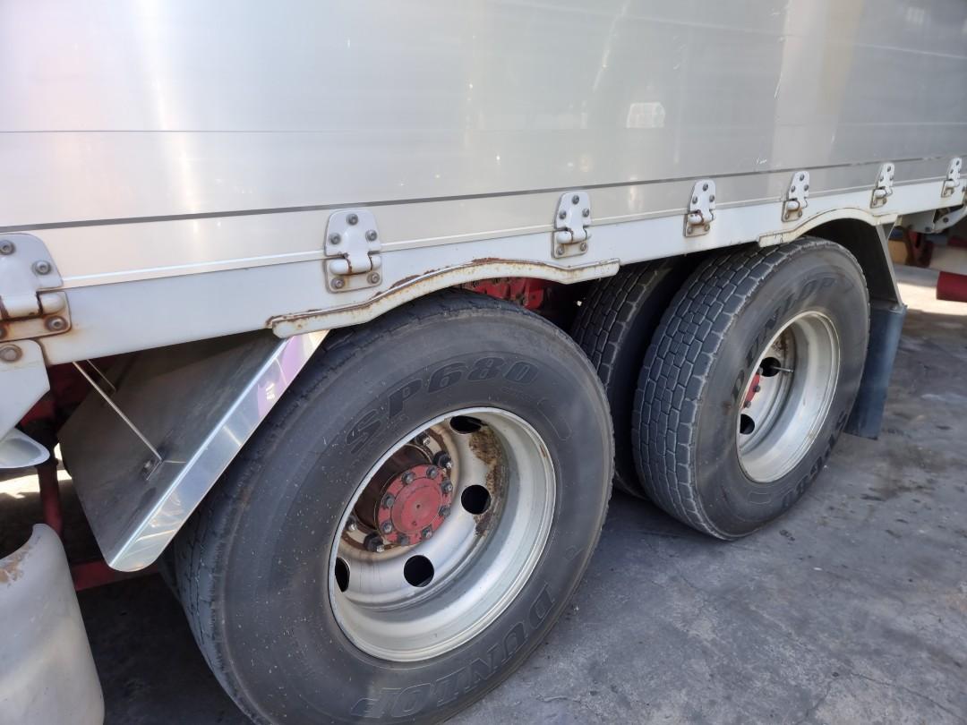 Mitsubishi Fuso Wing Van WV0823-0039-10