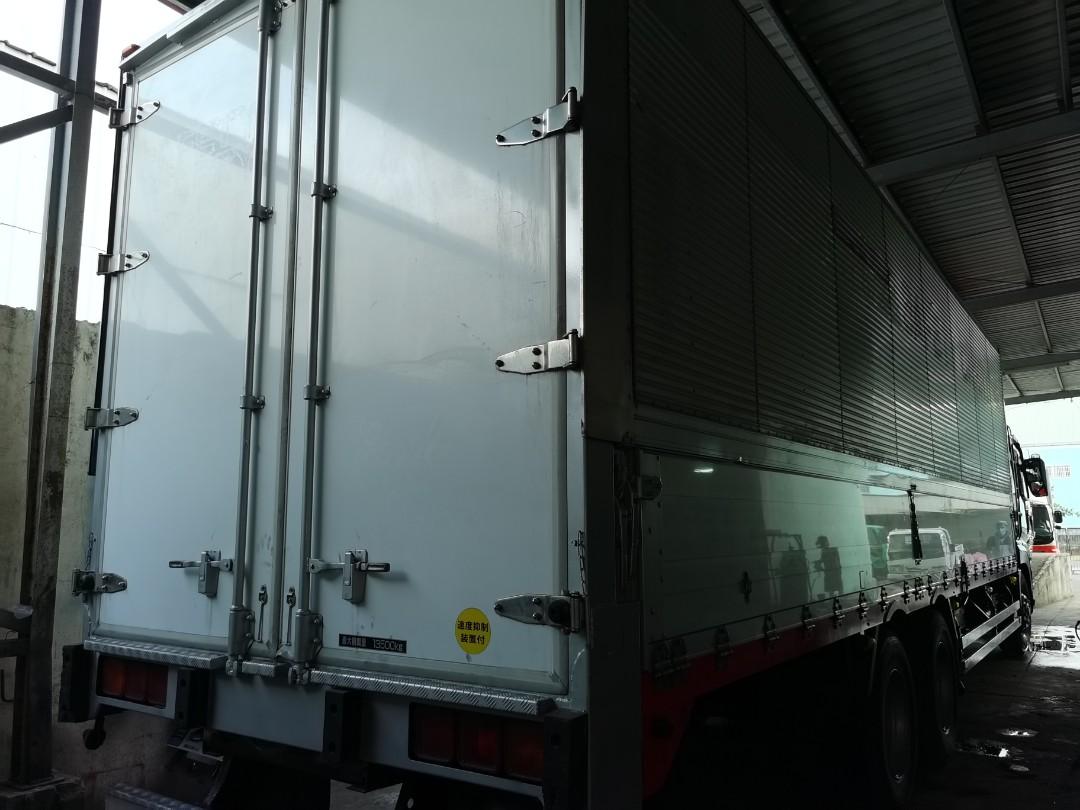 Mitsubishi Fuso 10W Wing Van WV0823-0040-10