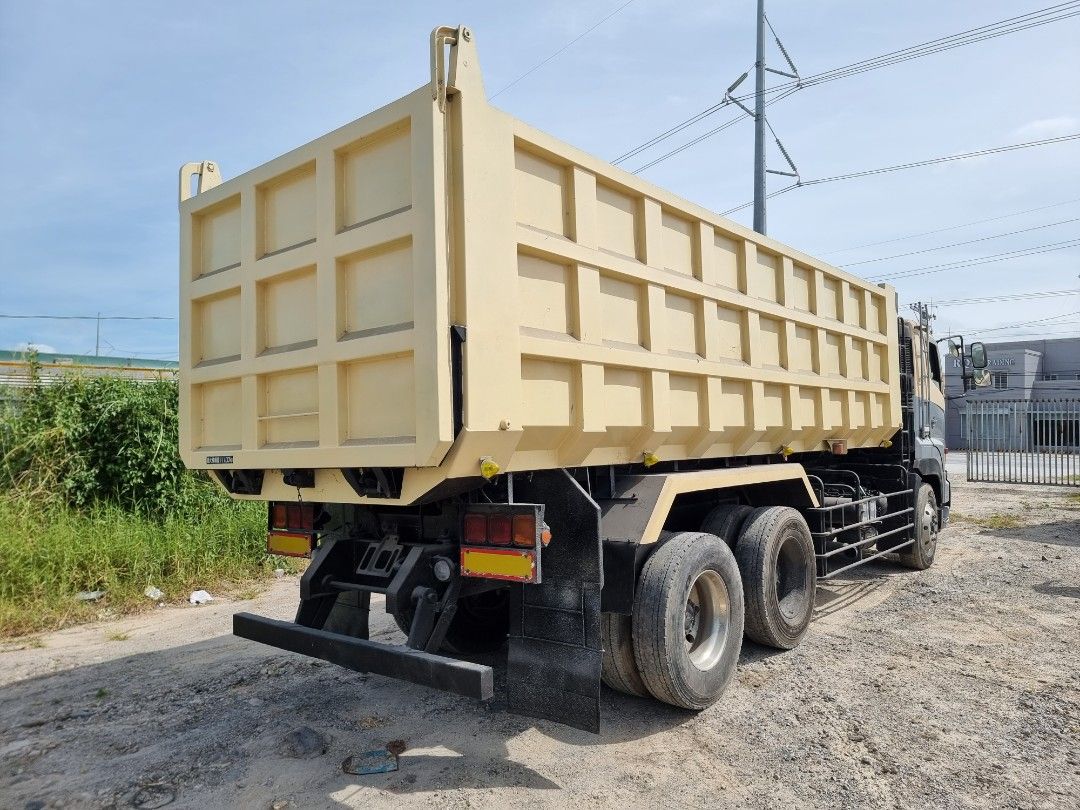 Hino P11C Dump Truck DT00723-0032-11