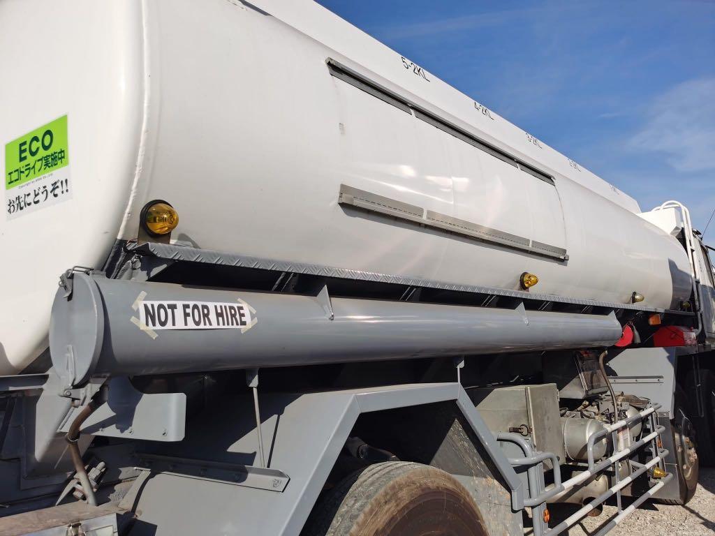 Hino Tanker Truck TNK0723-0009-11