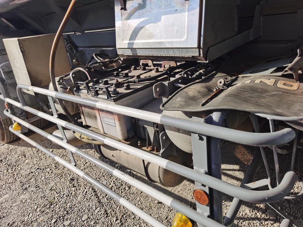 Hino Tanker Truck TNK0723-0009-11