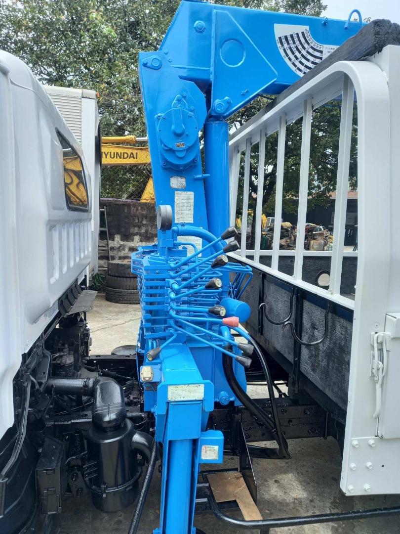 2006 Isuzu NPR Boom Crane 14 ft. ST0823-0025-3