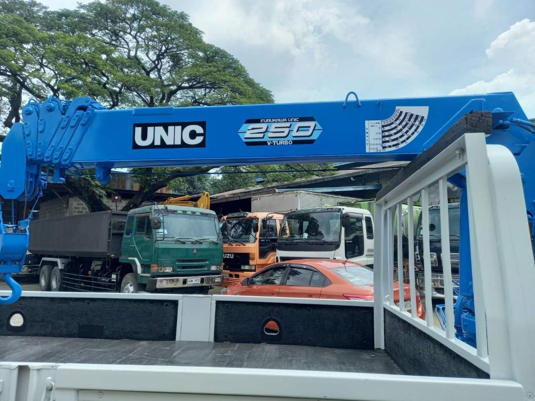 2006 Isuzu NPR Boom Crane 14 ft. ST0823-0025-3