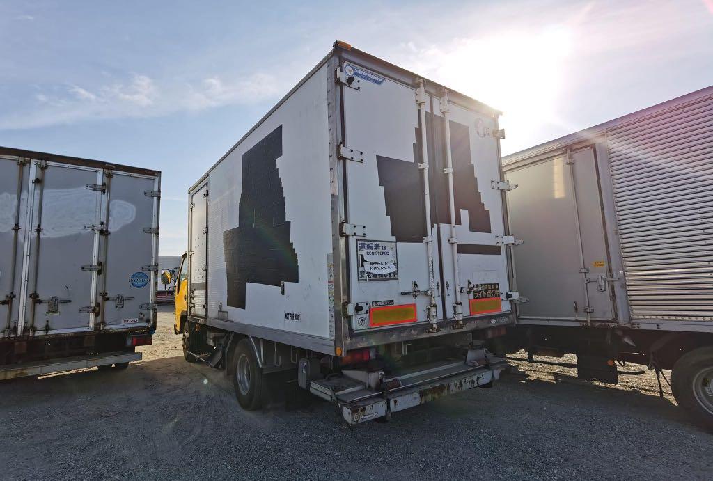 2019 Isuzu Elf Freezer Van FV0723-0001-11