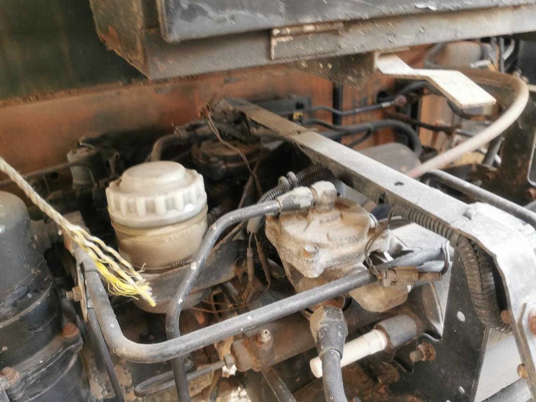 Isuzu Giga Dump Truck DT00723-0033-11