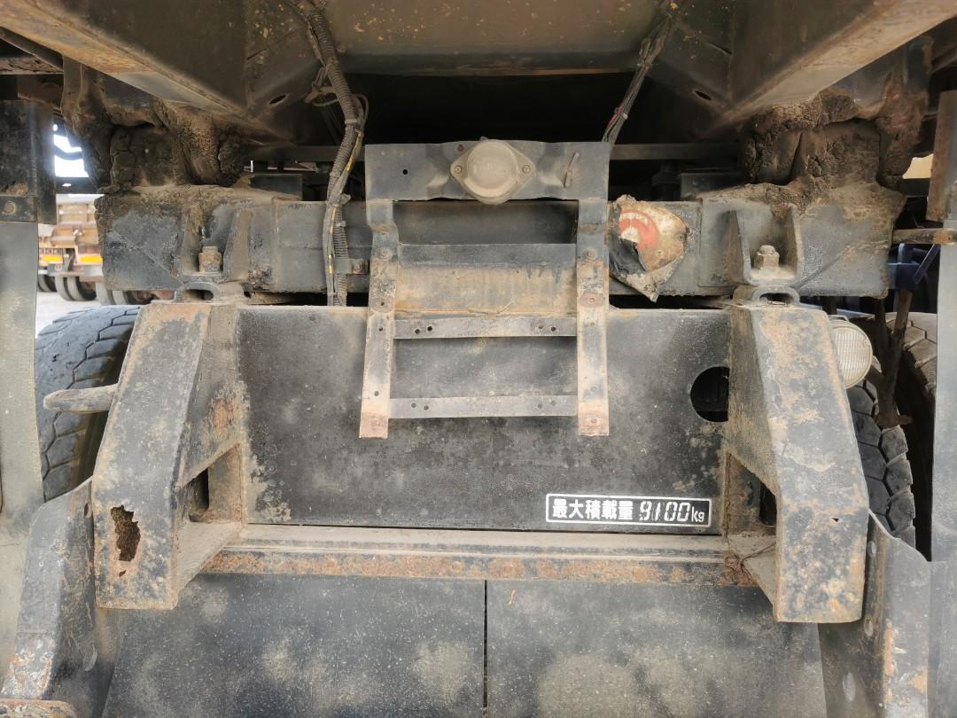 Isuzu Giga Dump Truck DT00723-0033-11
