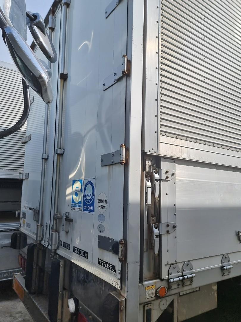 Isuzu Giga Wing Van 10W WV0823-0034-10