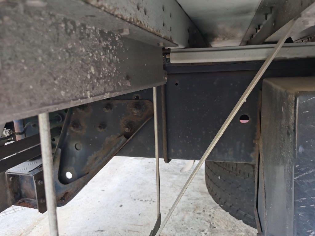 Isuzu Giga Wing Van WV0723-0006-11