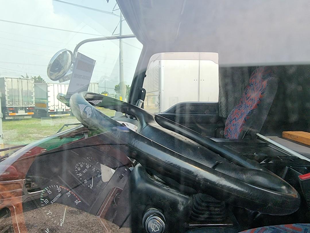 Isuzu Gigamax Tractor Head ST0723-0015-11