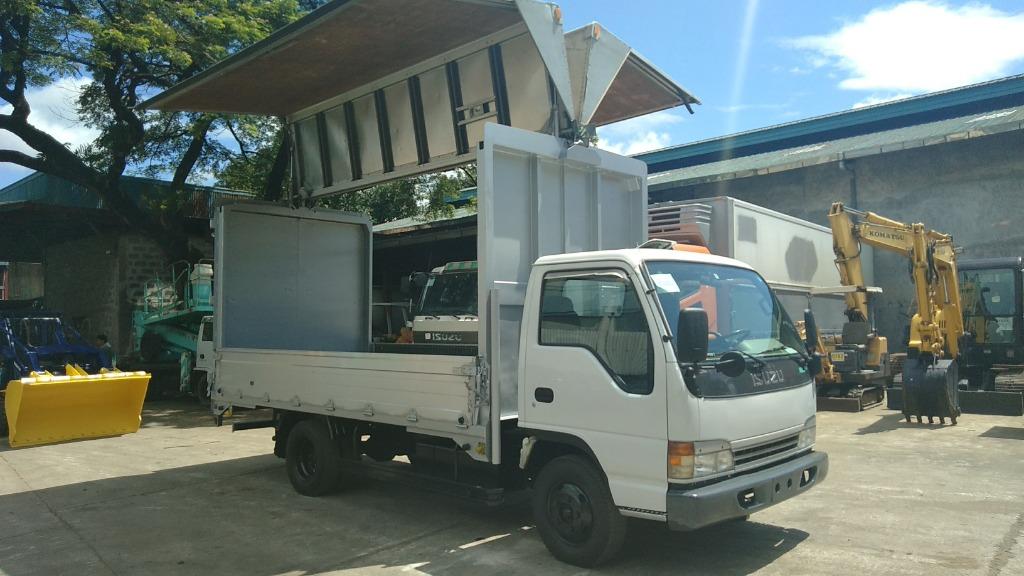 Isuzu Wing Van 15 ft. WV0823-0033-3