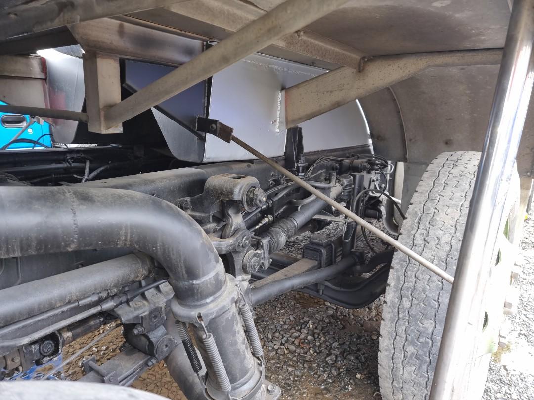 Isuzu Giga Stainless Tanker TNK0823-0015-10