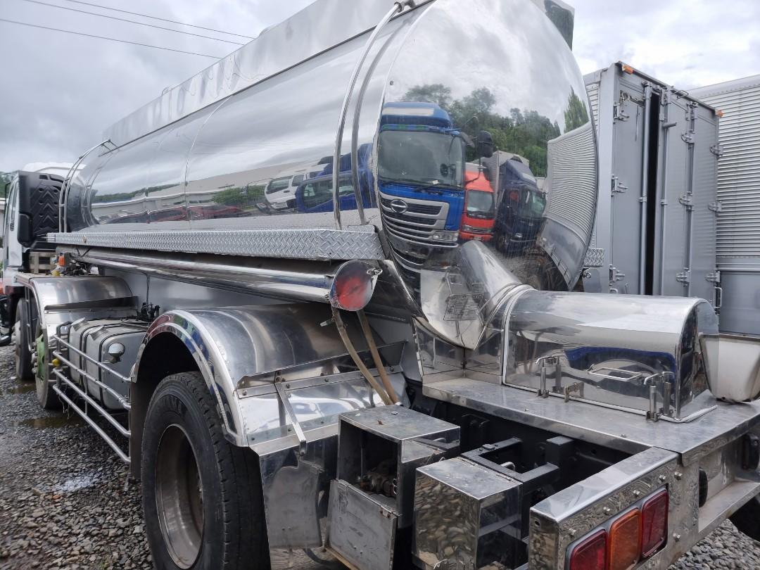 Isuzu Giga Stainless Tanker TNK0823-0015-10