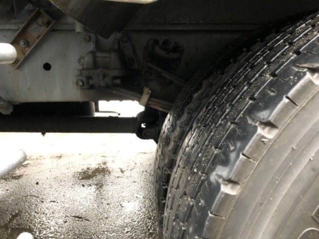 Isuzu Giga Tanker TNK0823-0016-10