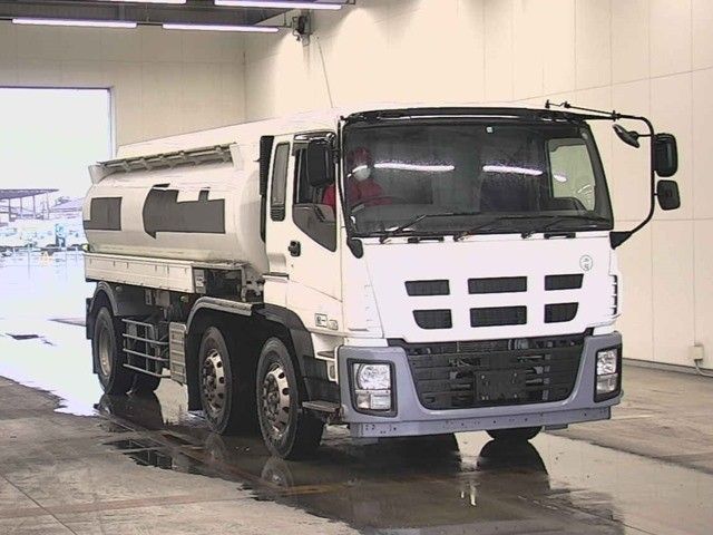 Isuzu Giga Tanker TNK0823-0016-10
