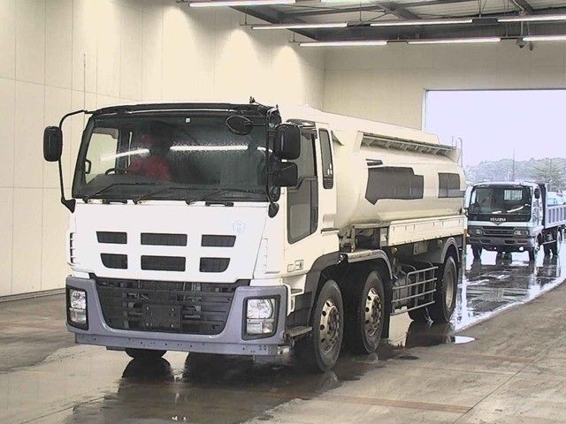 Isuzu Giga Tanker TNK0823-0016-10