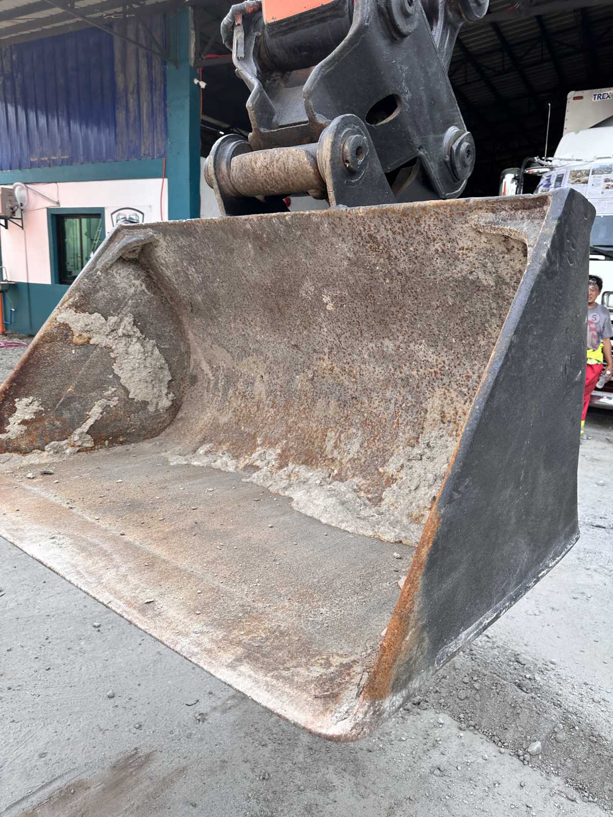 Hitachi EX120-3 Tracked Excavator TEX0823-0074-15