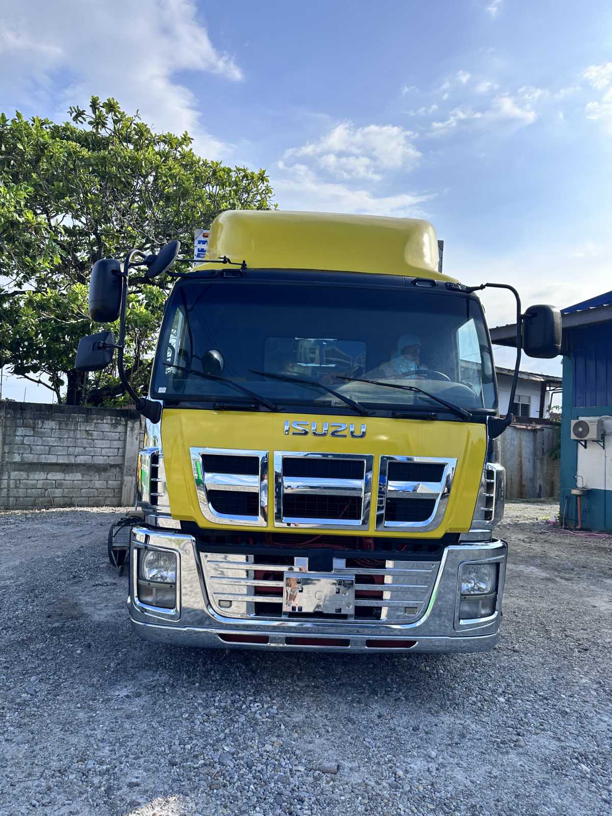 Isuzu Giga Wing Van 10W WV0823-0057-15
