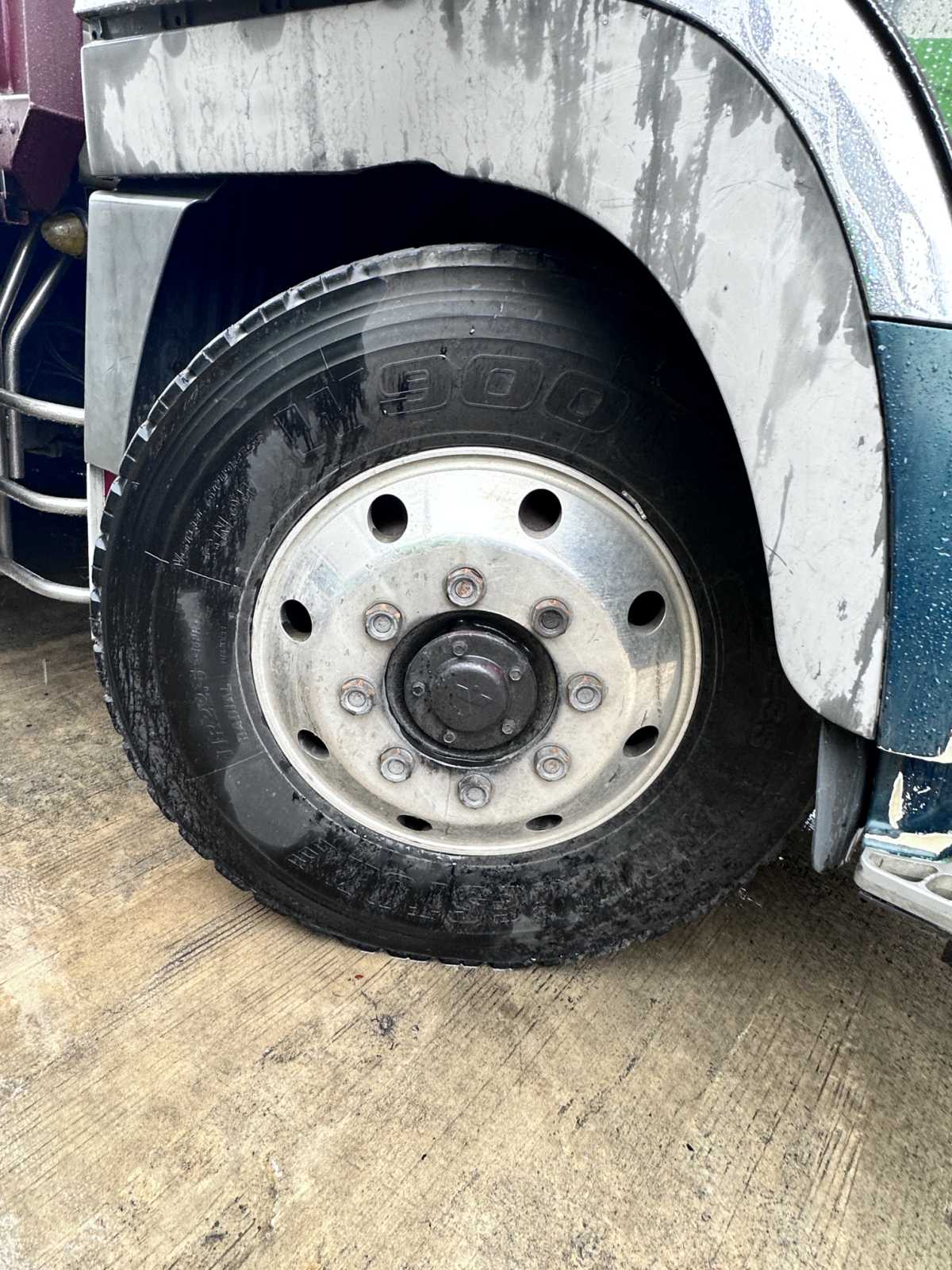 Fuso Super Great 10W Wing Van WV0823-0063-15