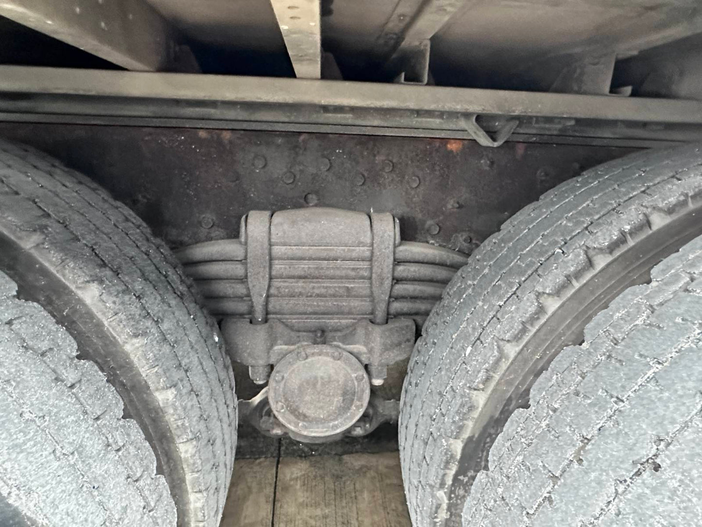 Fuso Super Great 10W Wing Van WV0823-0063-15