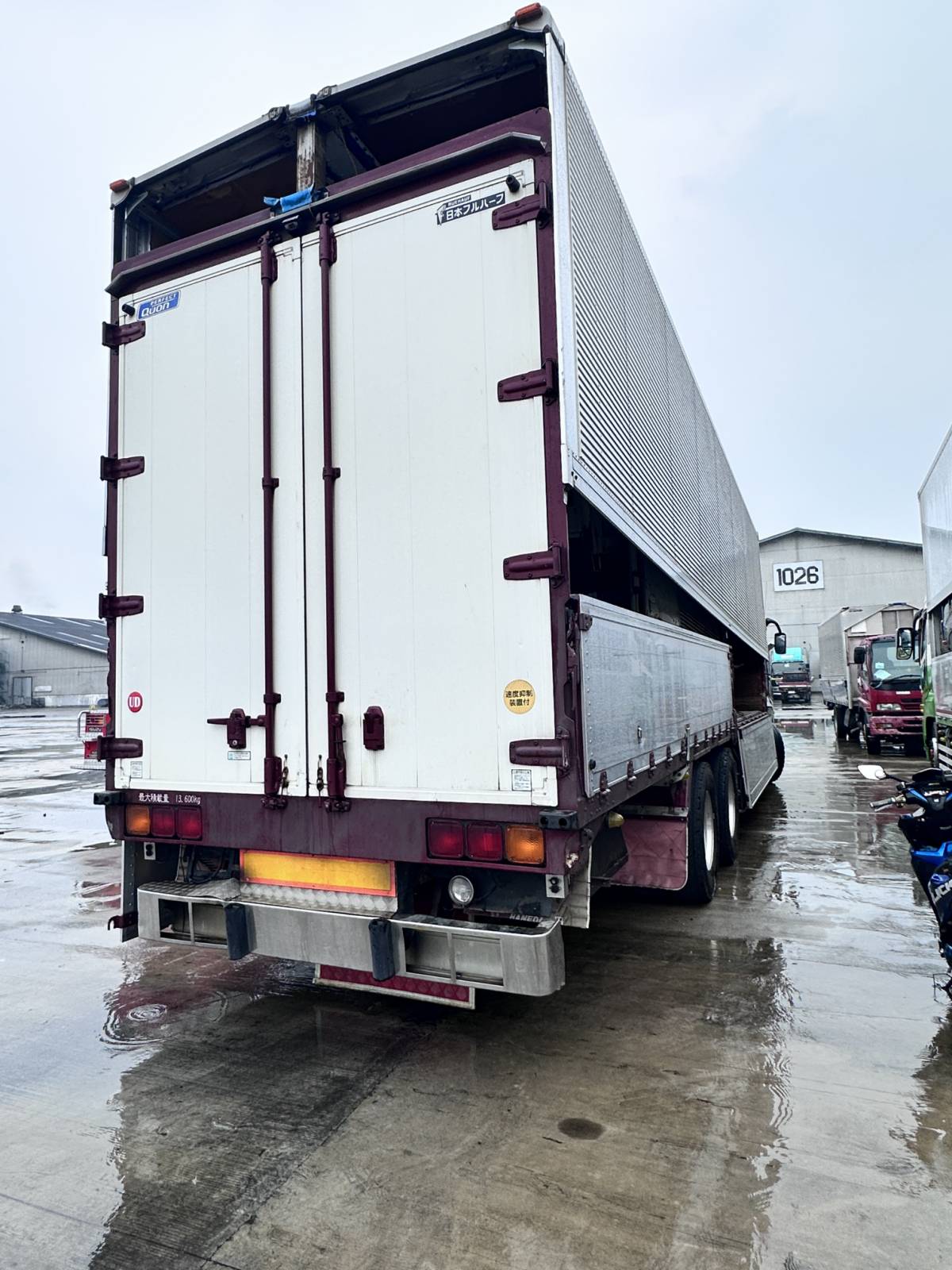 Fuso Super Great 10W Wing Van WV0823-0063-15