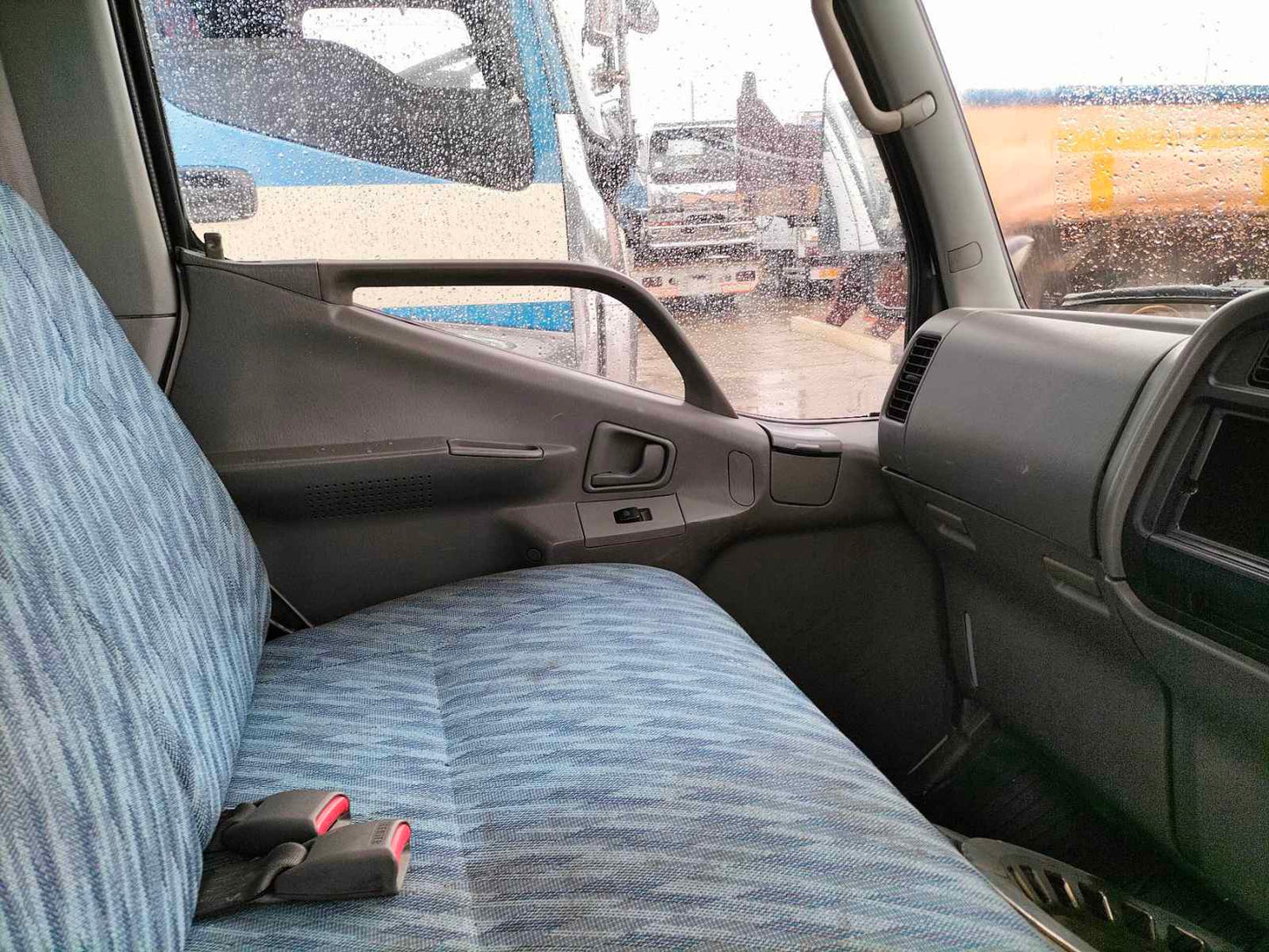 Mitsubishi Canter 3kl Fuel Tanker TNK0823-0018-15