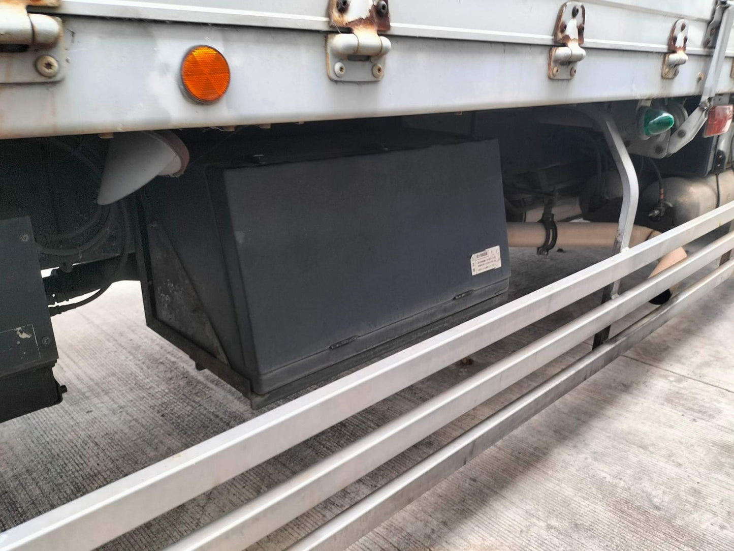 Fuso Super Great 10W Wing Van WV0823-0066-15