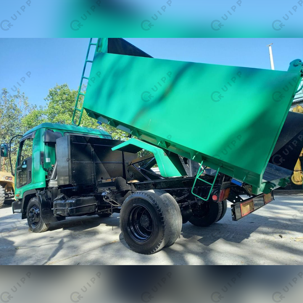 Isuzu Dump Truck DT0423-0015-3