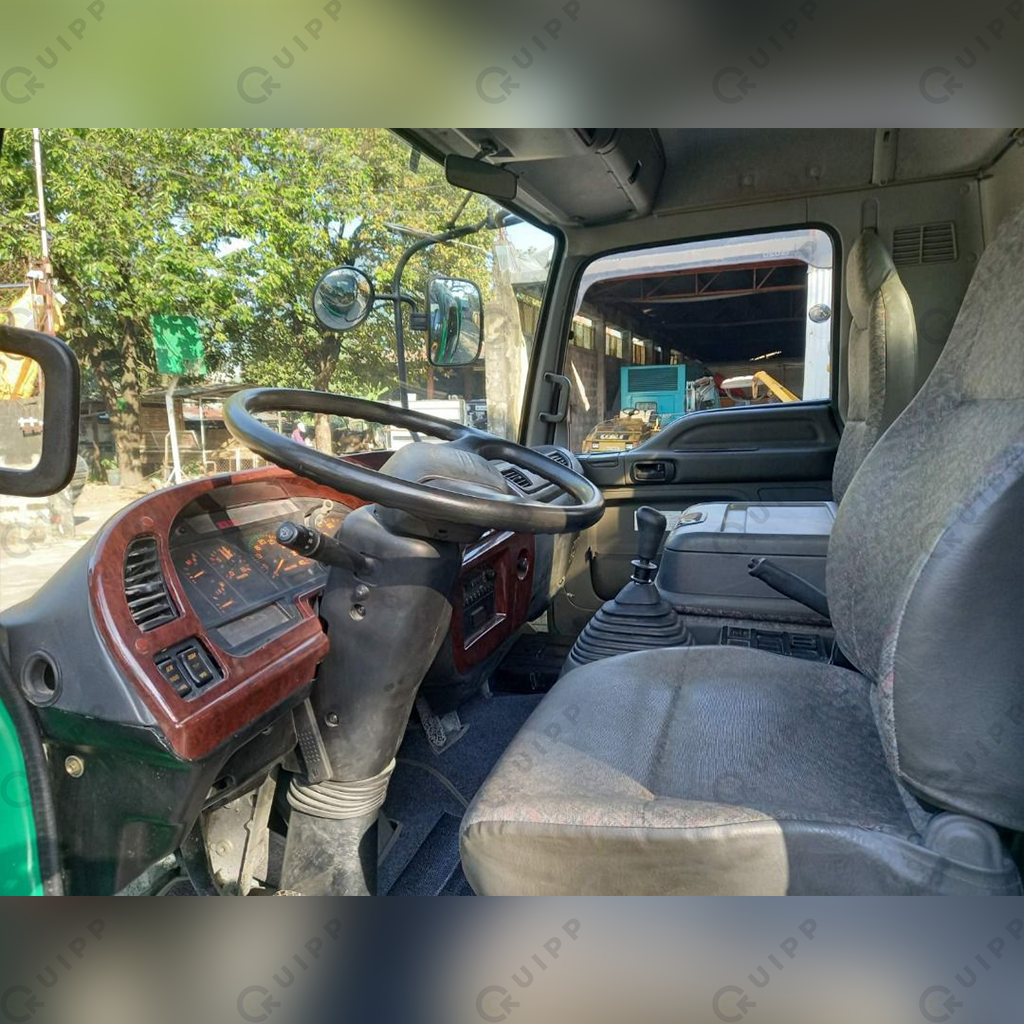 Isuzu Dump Truck DT0423-0015-3