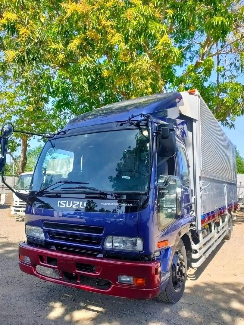 Isuzu Forward 22ft. Wing Van WV0723-0028-9