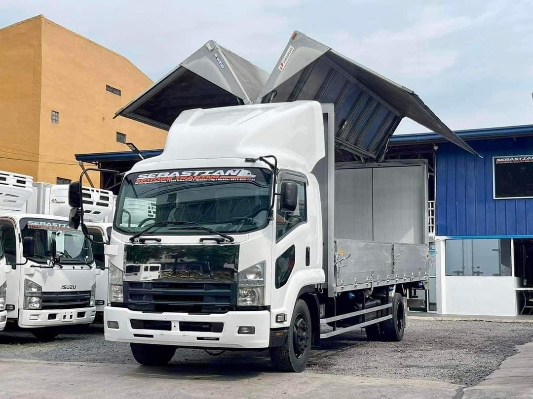 Isuzu Forward Wing Van WV0723-0024-9