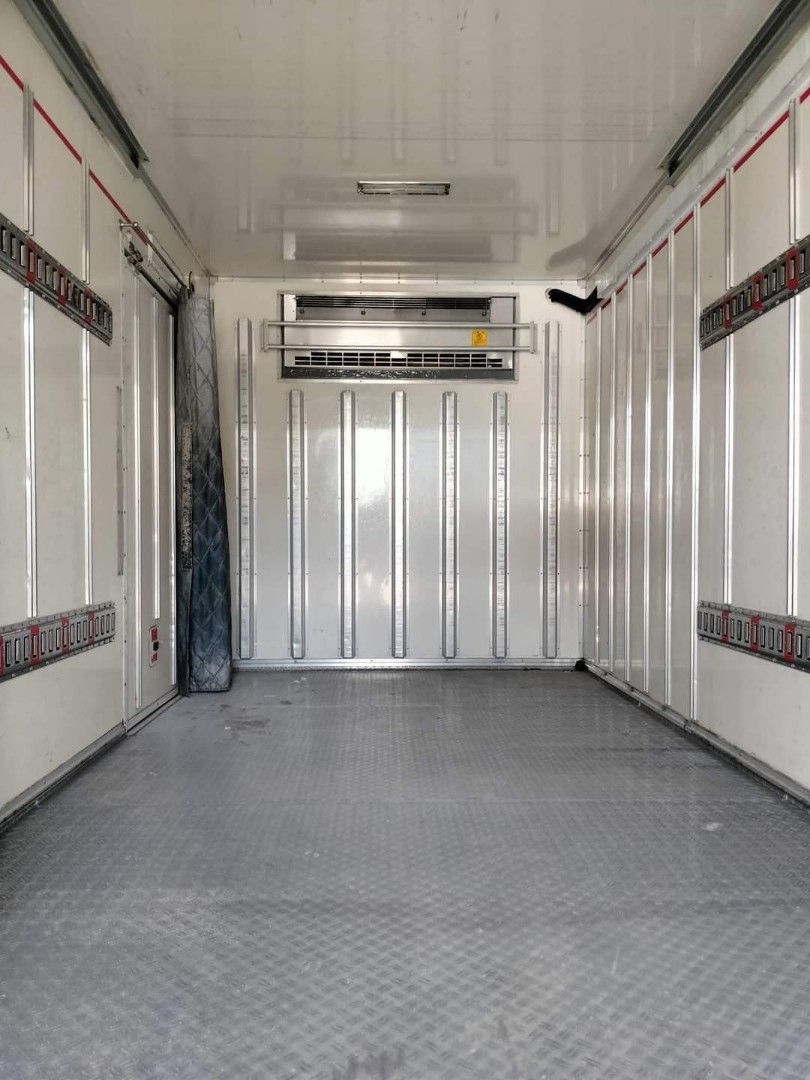 Isuzu Elf 15ft. Freezer Van FV0723-0008-9