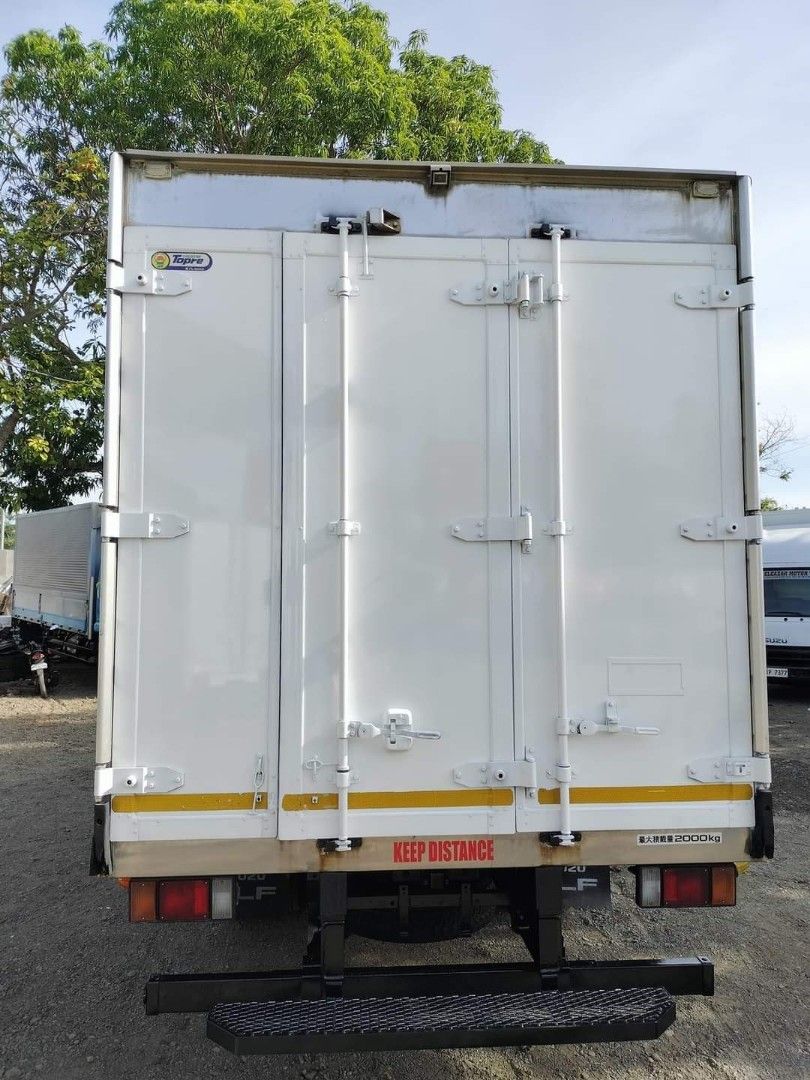 Isuzu Elf 15ft. Freezer Van FV0723-0008-9