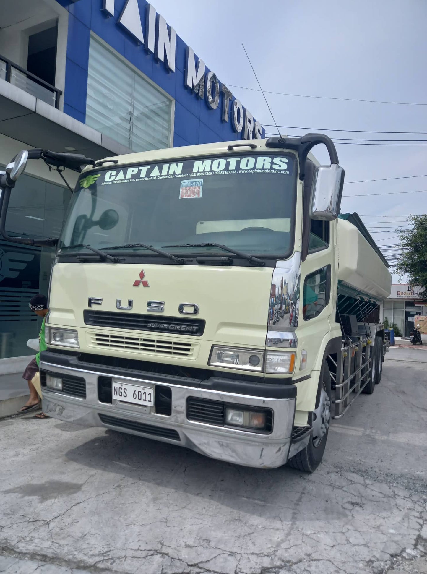 Fuso Super Great Tanker 10W TNK0823-0017-14