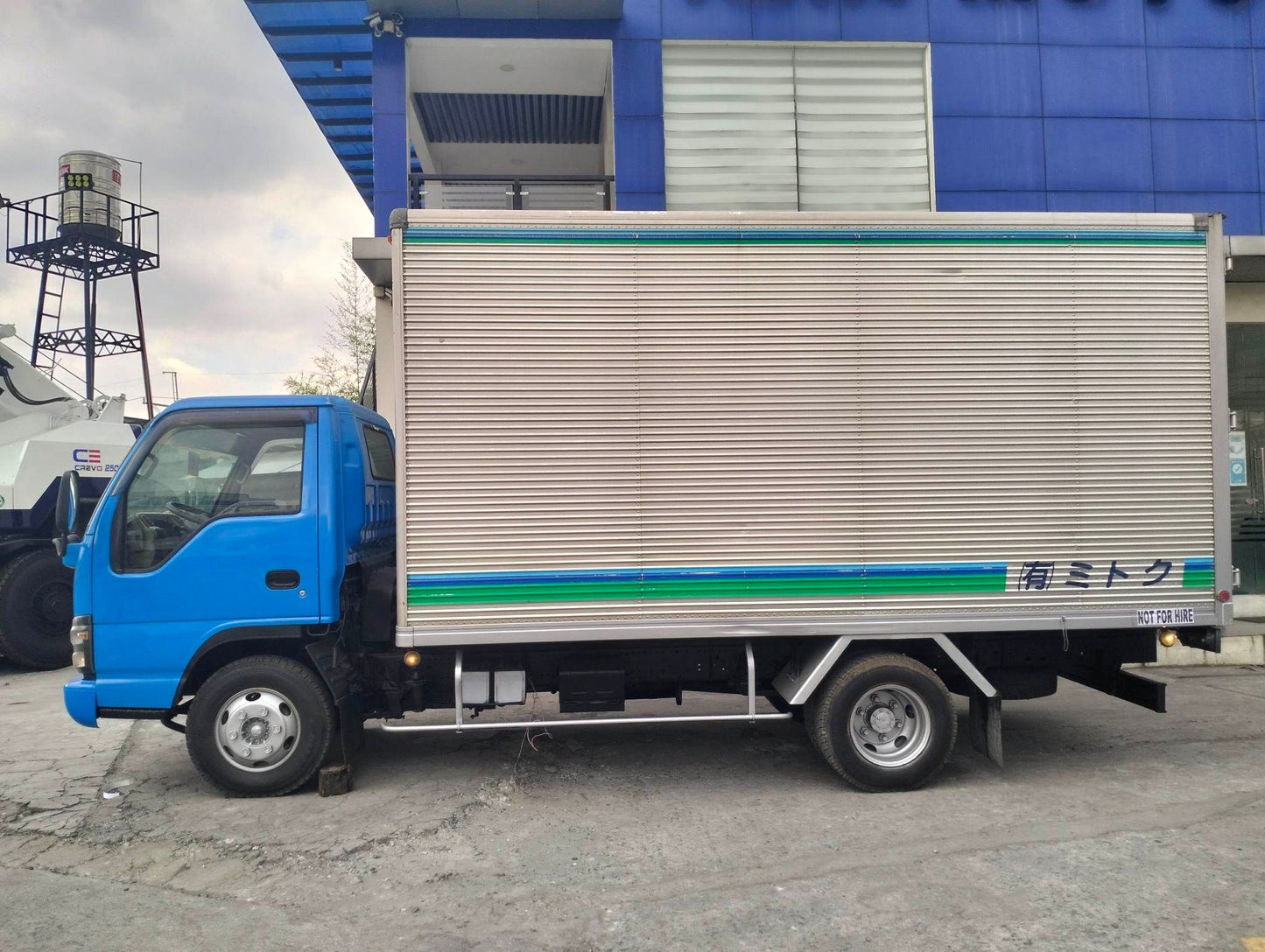 Isuzu NPR Closed Van 6W CV0823-0016-14