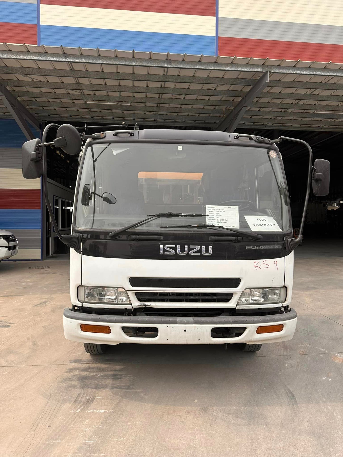 Isuzu Forward Self Loader SLT0823-0022-17