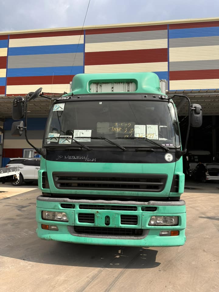 Isuzu Giga Wing Van WV0823-0071-17