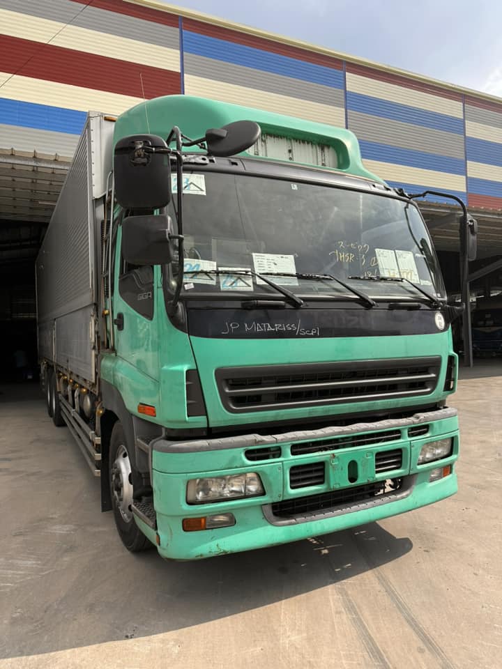 Isuzu Giga Wing Van WV0823-0071-17