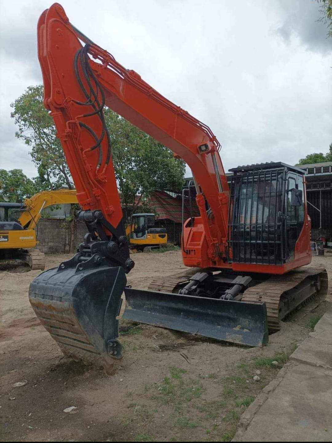 2014 Doosan DX140LCR Excavator TEX0723-0060-8